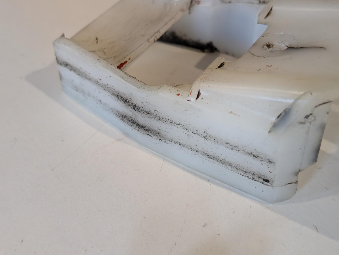 Yamaha XT600 43F Kettenführung 34L-22147-00 Kettenschutz Schwinge gebraucht