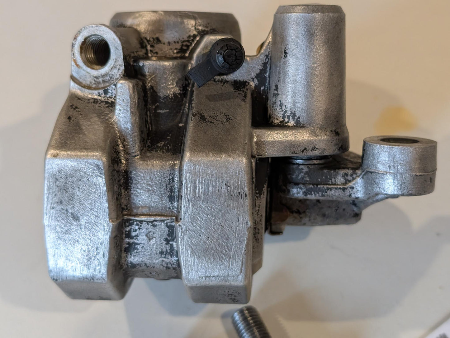 Yamaha XT600 43F Bremssattel vorne 43F-25810-20 mit Schrauben gebraucht