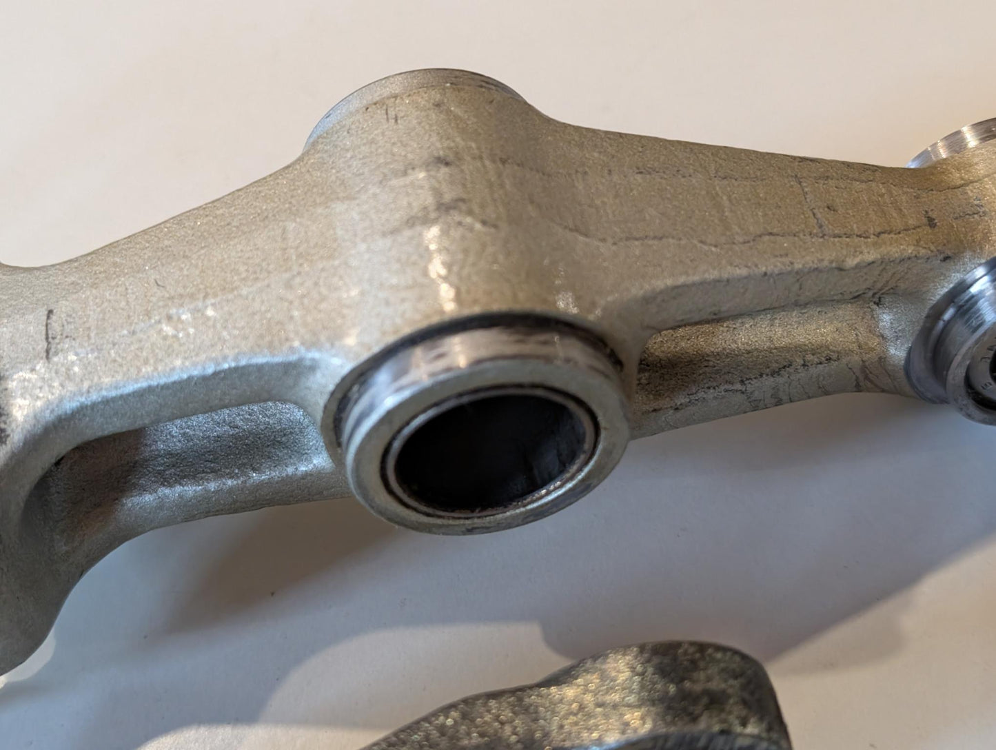 Yamaha XT600 43F Umlenkung 34L-2217A-00 34L-2217F-00 Federbein Schwinge gebraucht