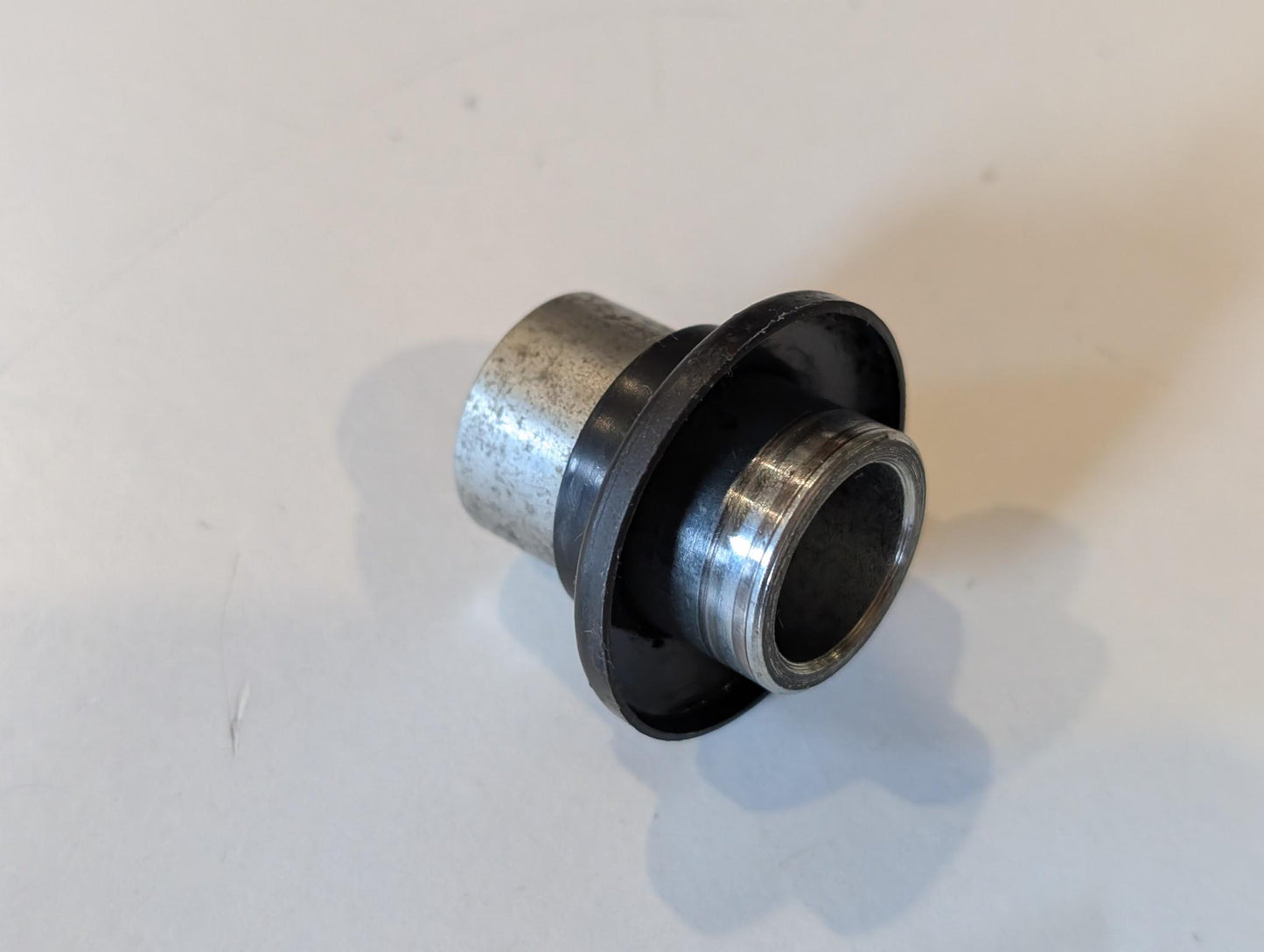 Yamaha XT600Z 3AJ Distanzhülse 90387-152J3 Vorderradachse mit Staubdeckel 322-25118-00 gebraucht
