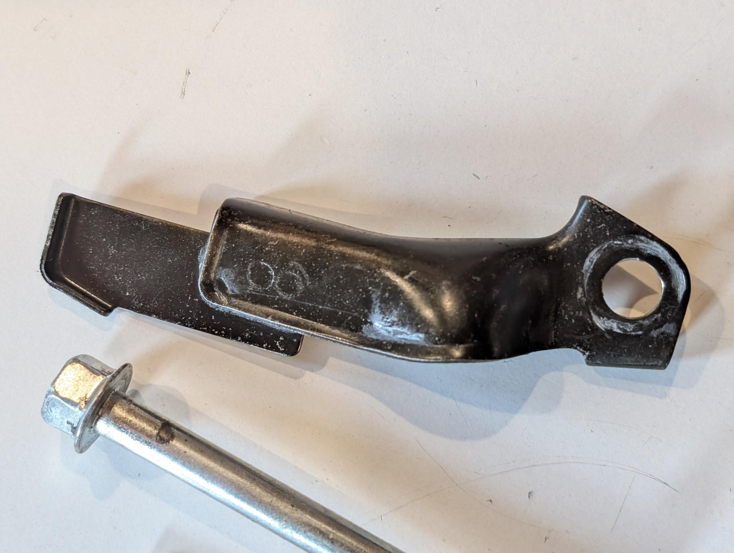 Yamaha XT600Z 3AJ Schlauchschutz Schutzplatte 34L-2176E-01 Schlauchhalter Ölschlauch Motorhalter Schraube 95811-10100 gebraucht