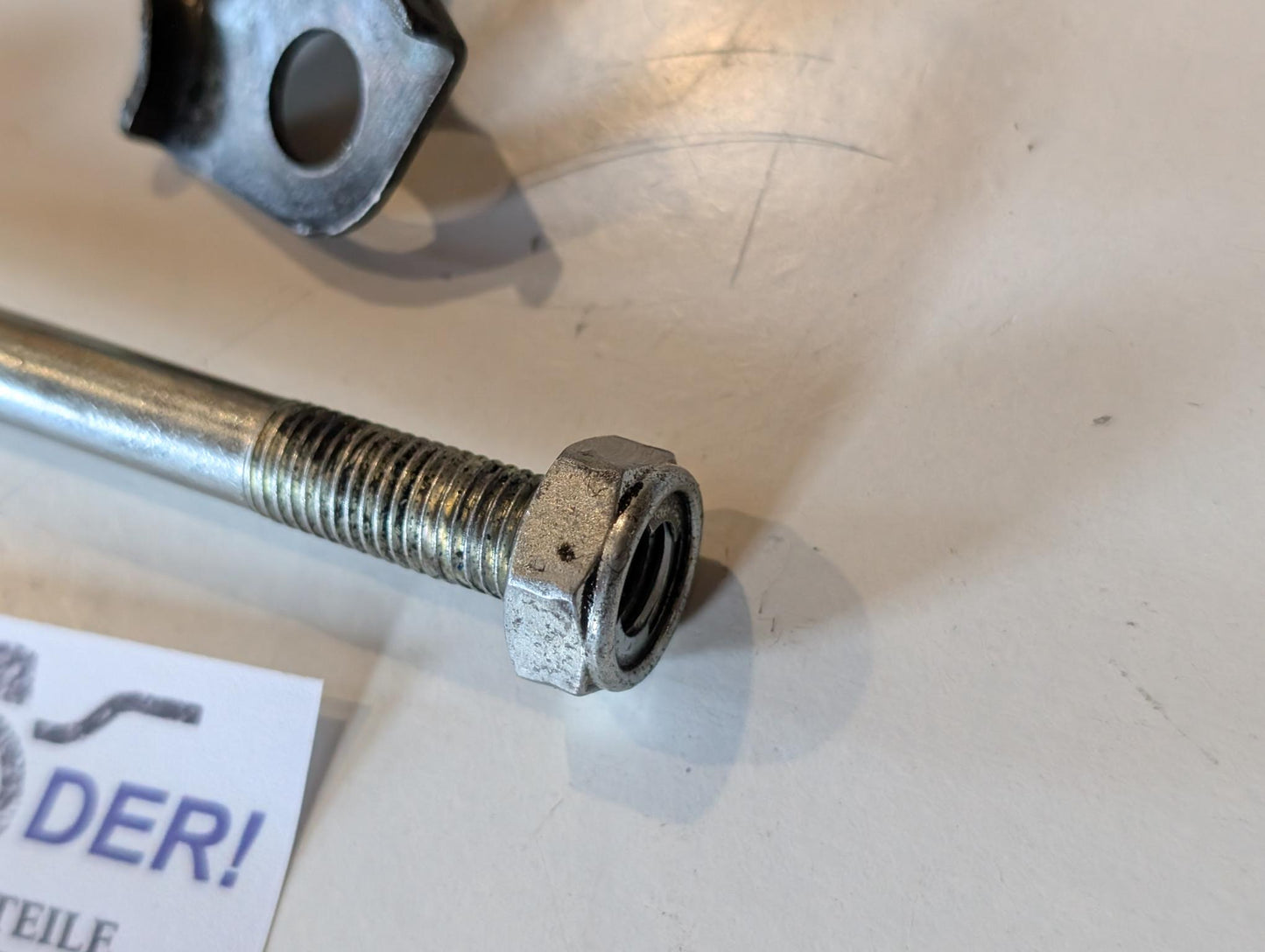Yamaha XT600Z 3AJ Schlauchschutz Schutzplatte 34L-2176E-01 Schlauchhalter Ölschlauch Motorhalter Schraube 95811-10100 gebraucht
