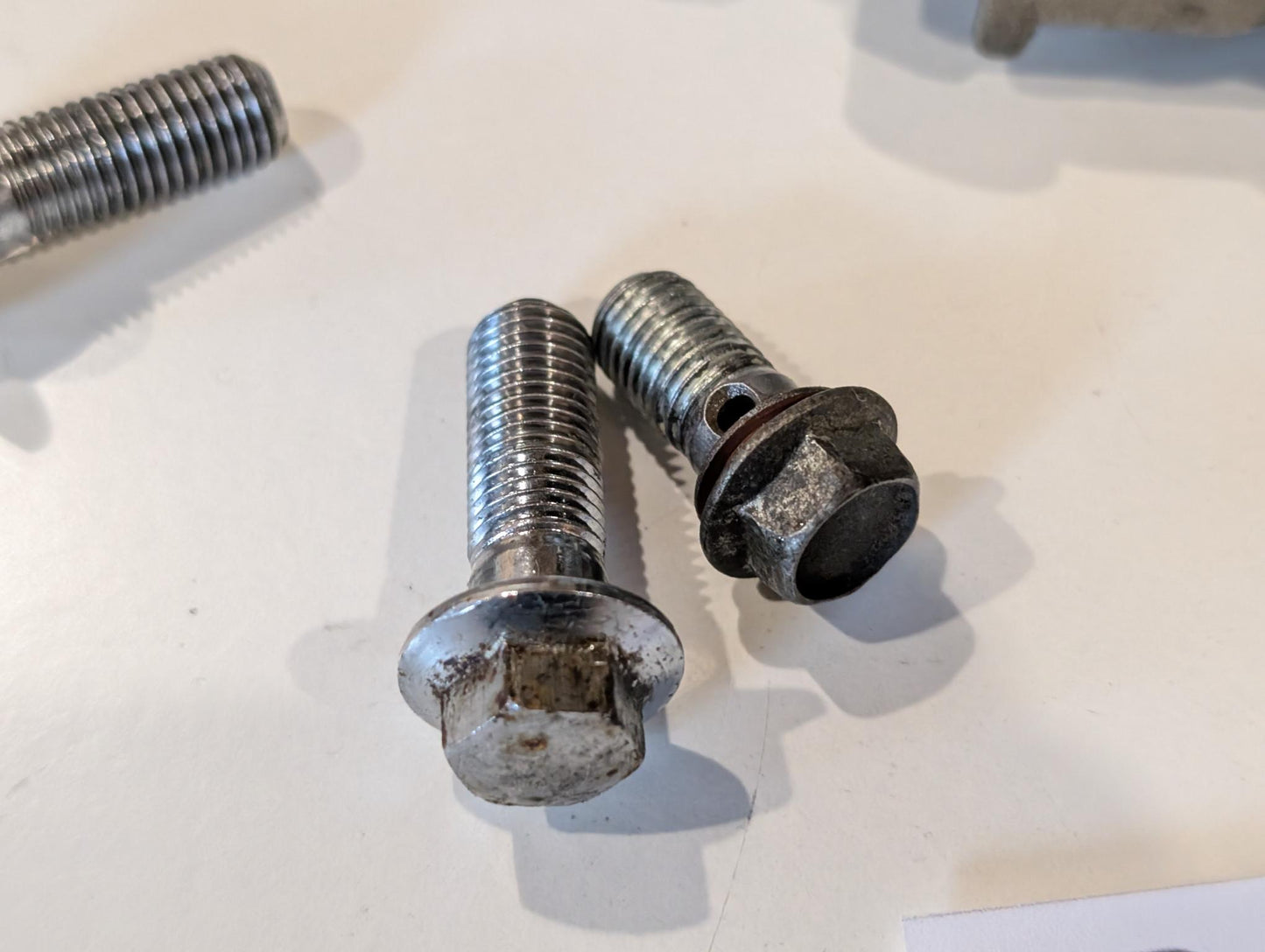 Yamaha XT600Z 3AJ Bremssattel hinten 2KF-2580W-00 mit Schrauben gebraucht