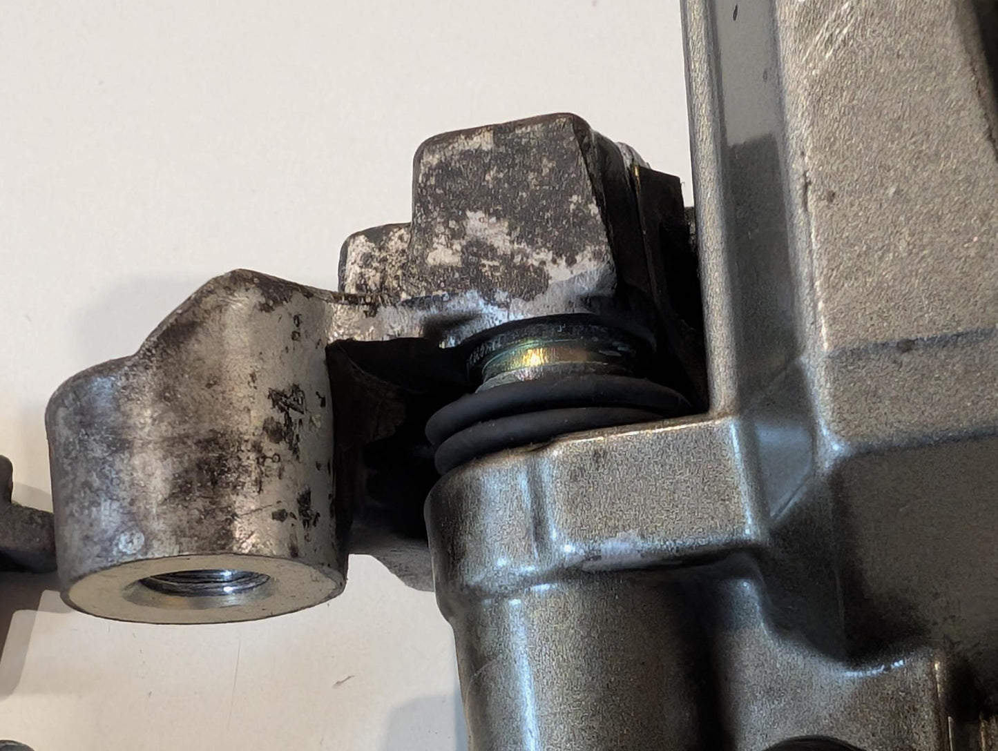 Yamaha XT600Z 3AJ Bremssattel vorne 1VJ-2580T-00 mit Schrauben gebraucht