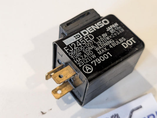 Yamaha XT600Z 3AJ Blinkerrelais 1U3-83350-40 mit Gummihalter gebraucht