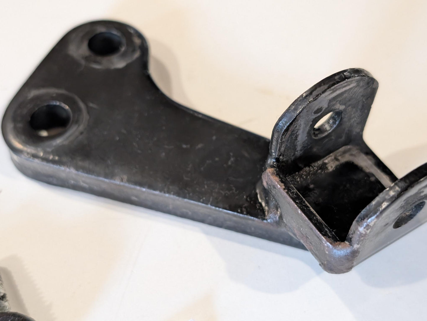 Yamaha XT600Z 3AJ Fussrastenhalter Konsole vorne links 34L-27412-00 gebraucht