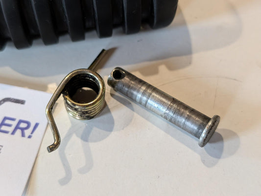 Yamaha XT600Z 3AJ Fussraste vorne links 214-27421-00 214-27413-00 mit Bolzen und Feder gebraucht