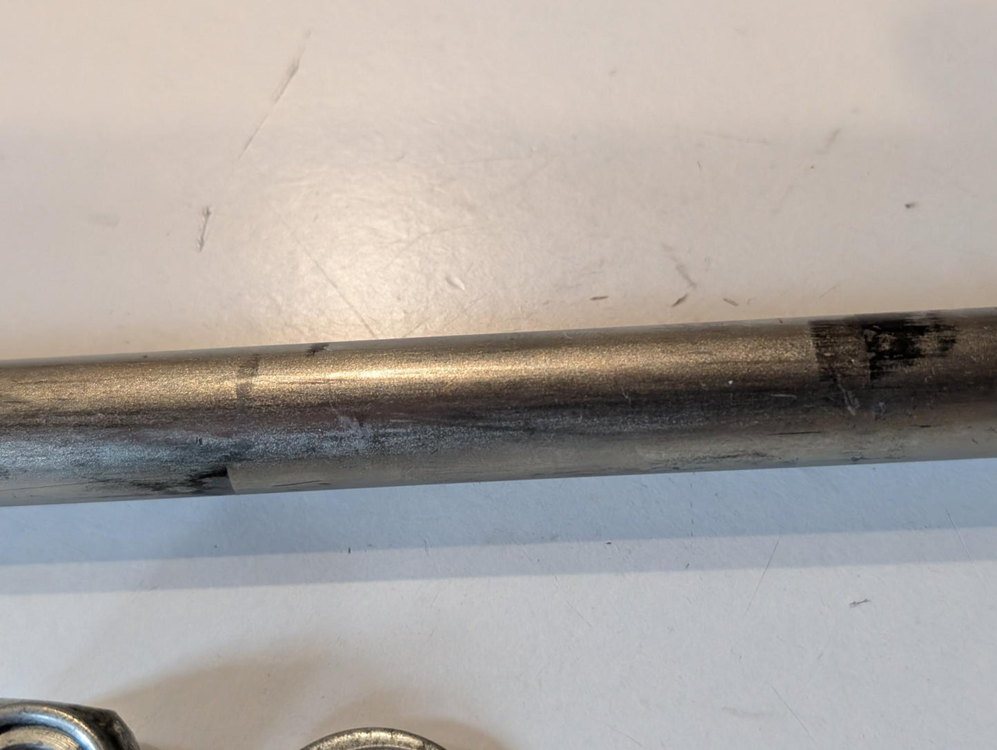 Yamaha XT600Z 3AJ Achse Schwinge 1VJ-22141-00 Drehwelle Schwingenachse gebraucht