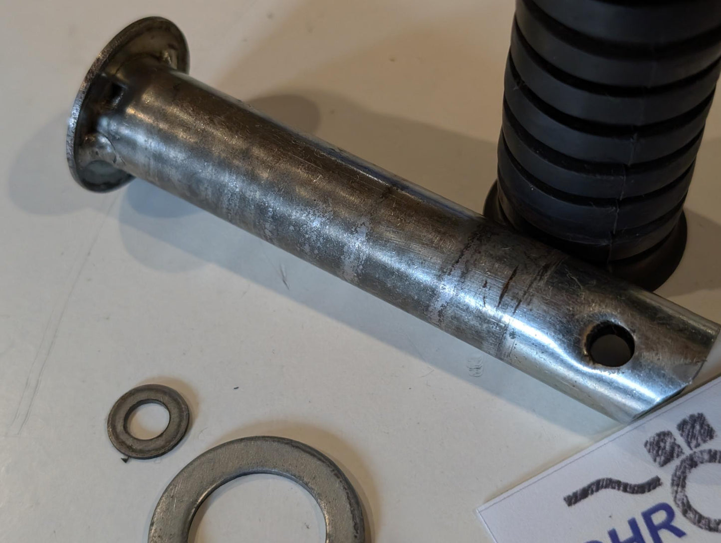 Yamaha XT600Z 3AJ Fussraste hinten links 120-27431-00 2KF-27437-00 120-27433-00 gebraucht