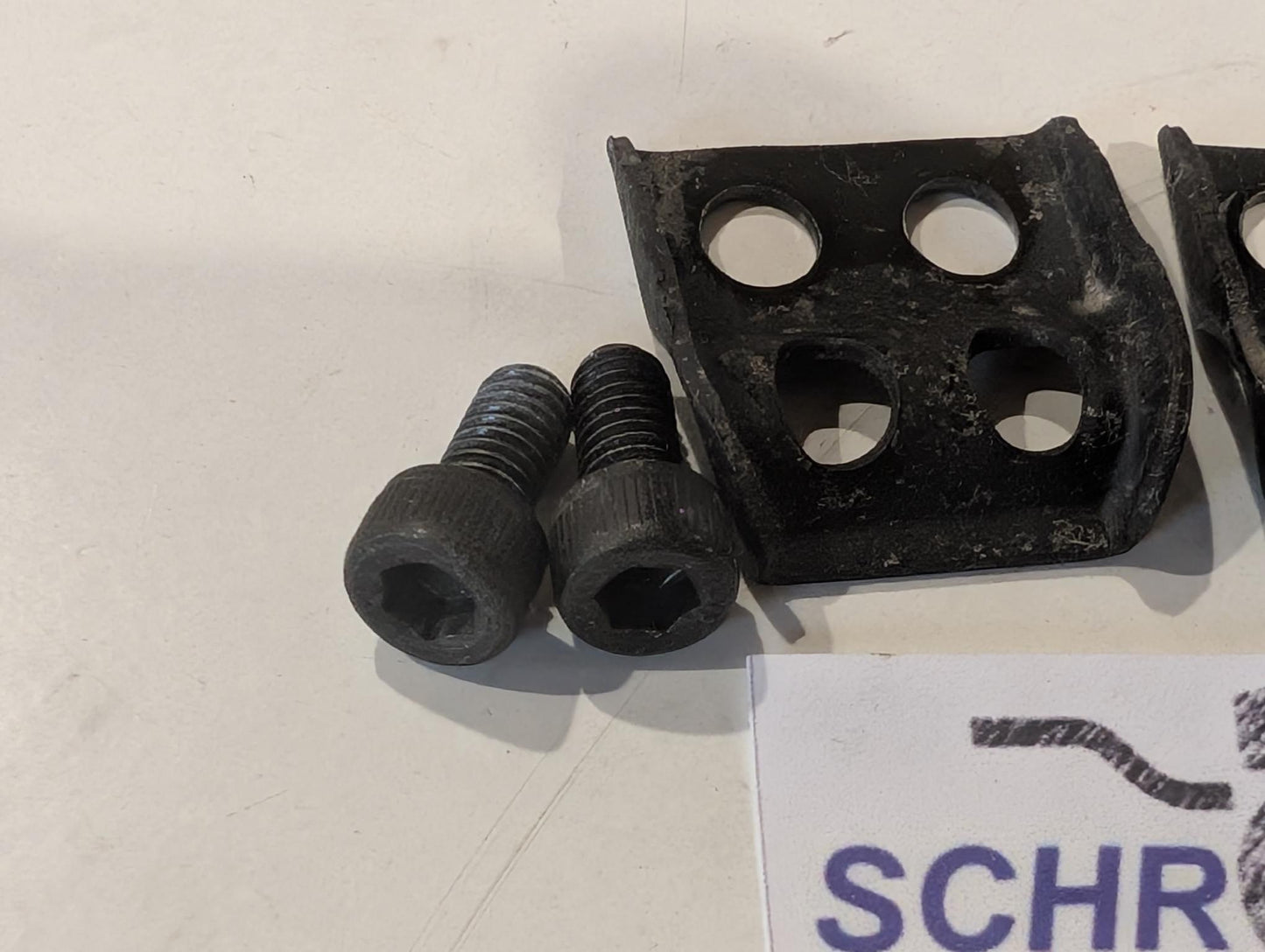 Yamaha XT600Z 3AJ Klemme Schelle 90465-14242 Bremsleitung mit Schrauben gebraucht