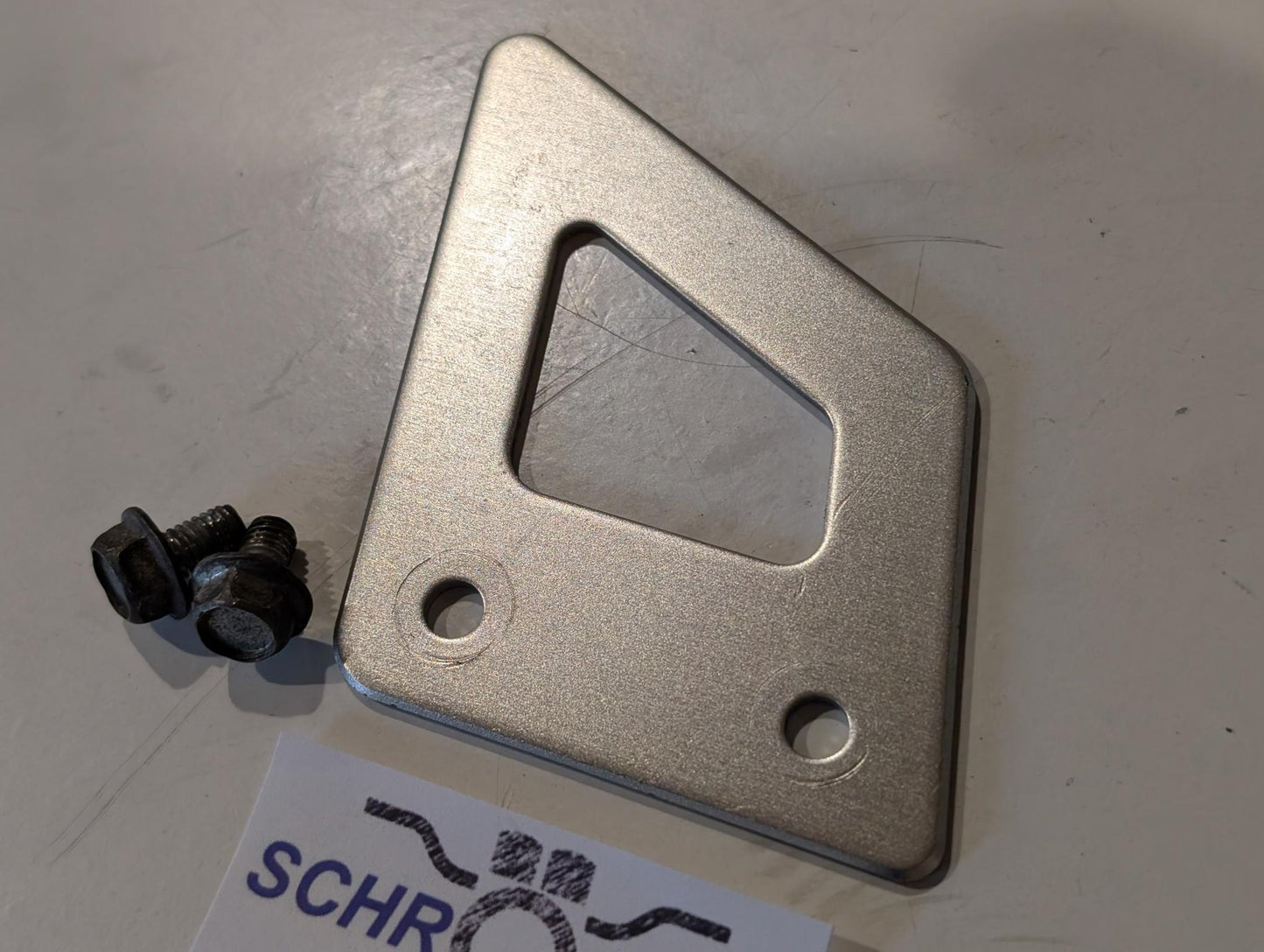 Yamaha XT600Z 3AJ Schutzblech Bremssattel hinten 2KF-27491-00 mit Schraube gebraucht