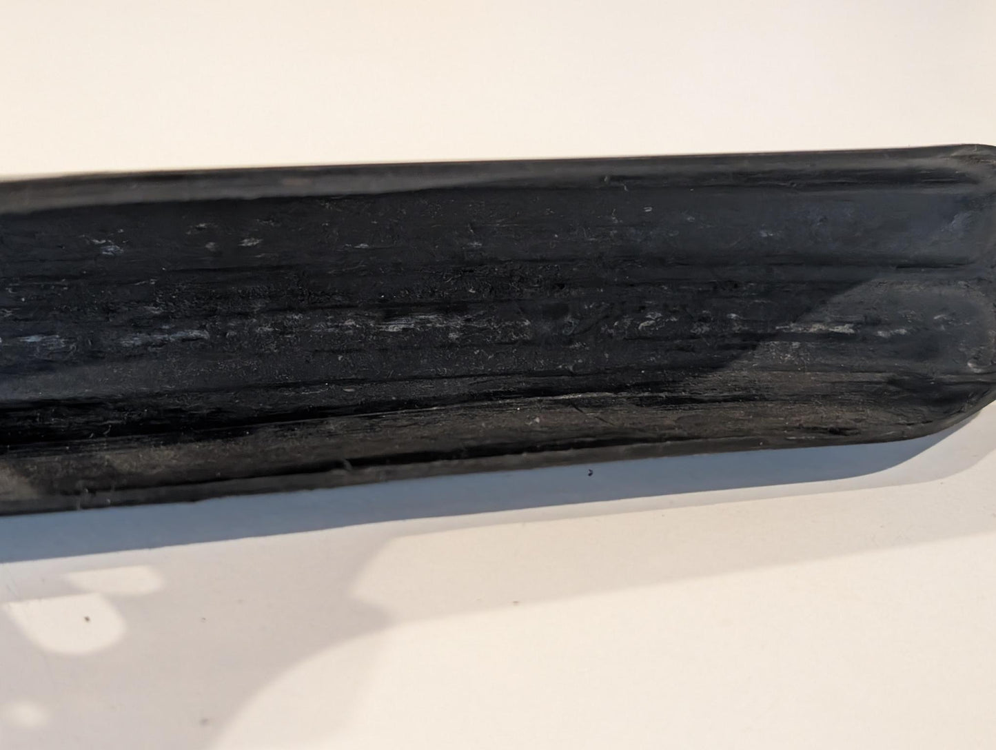 Yamaha XT600Z 3AJ Kettenschutz Kettenführung Kettenkasten 34L-22311-01 gebraucht