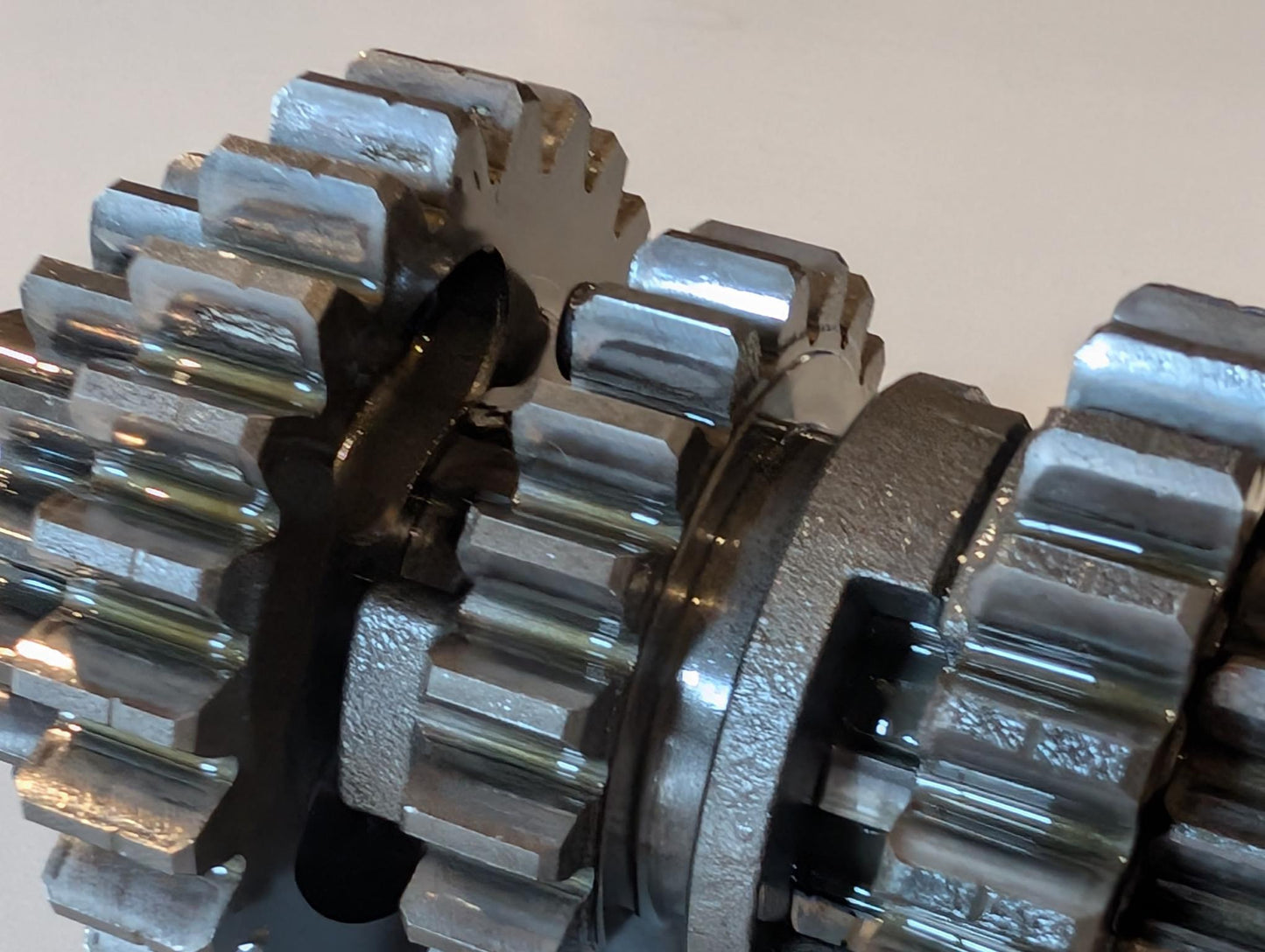 Yamaha XT600Z 3AJ Getriebehauptwelleneinheit 2RW-17411-00 gebraucht
