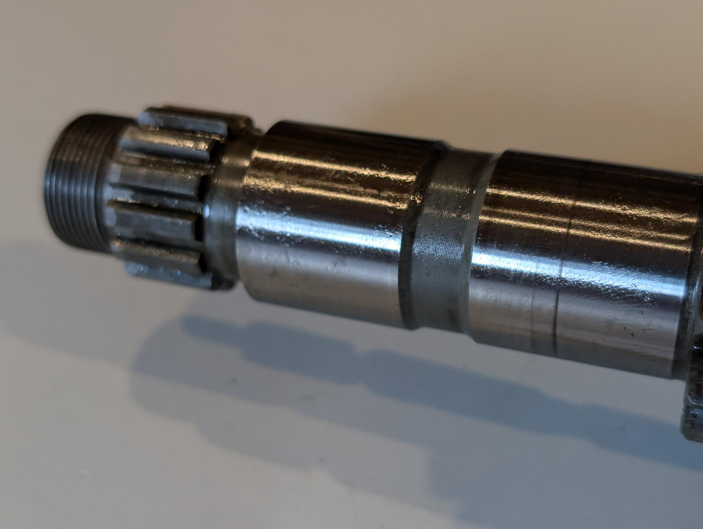 Yamaha XT600Z 3AJ Getriebehauptwelleneinheit 2RW-17411-00 gebraucht