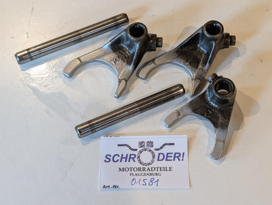 Yamaha XT600Z 3AJ Schaltgabeln 5Y1-18511-00 5Y1-18512-00 5Y1-18513-00 und Schaltgabelwellen Führung 34K-18531-00 34K-18535-00 gebraucht