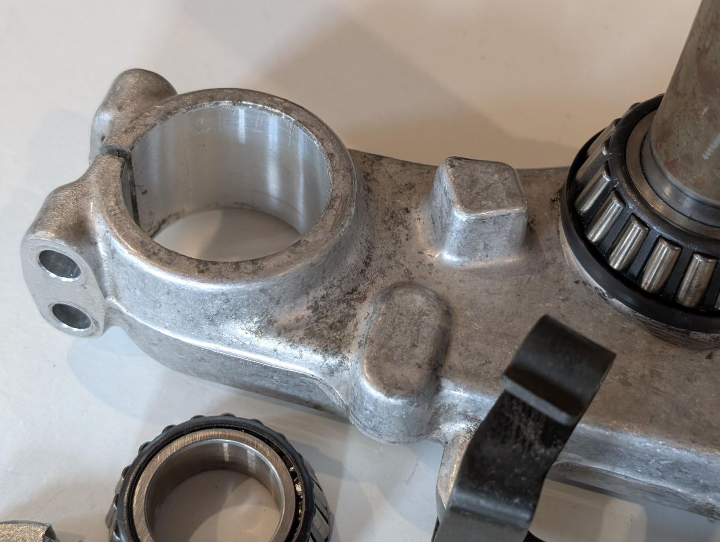 Yamaha XT600Z 3AJ Gabelbrücke Unterteil 3AJ-23340-20 mit Lagern Schrauben Staubdeckel gebraucht