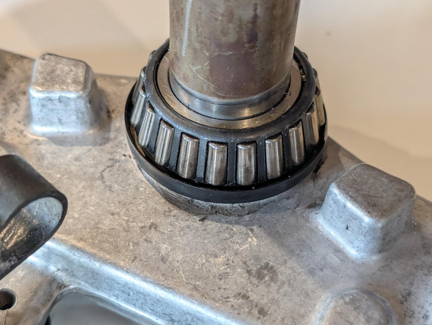 Yamaha XT600Z 3AJ Gabelbrücke Unterteil 3AJ-23340-20 mit Lagern Schrauben Staubdeckel gebraucht
