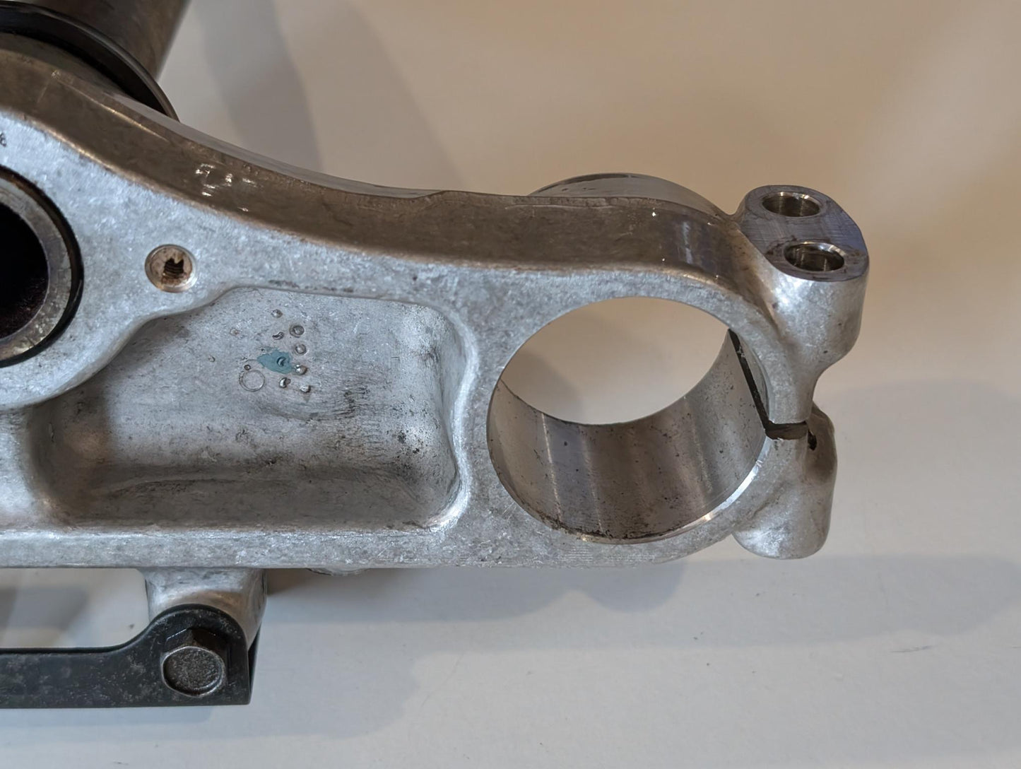 Yamaha XT600Z 3AJ Gabelbrücke Unterteil 3AJ-23340-20 mit Lagern Schrauben Staubdeckel gebraucht