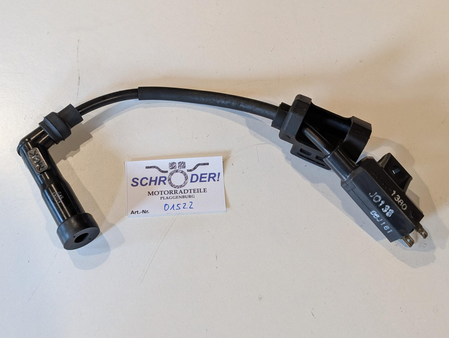 Yamaha XT600Z 3AJ Zündspule 1VJ-82310-50 mit Gummihalter 1VJ-82317-00 und NGK Zündstecker gebraucht