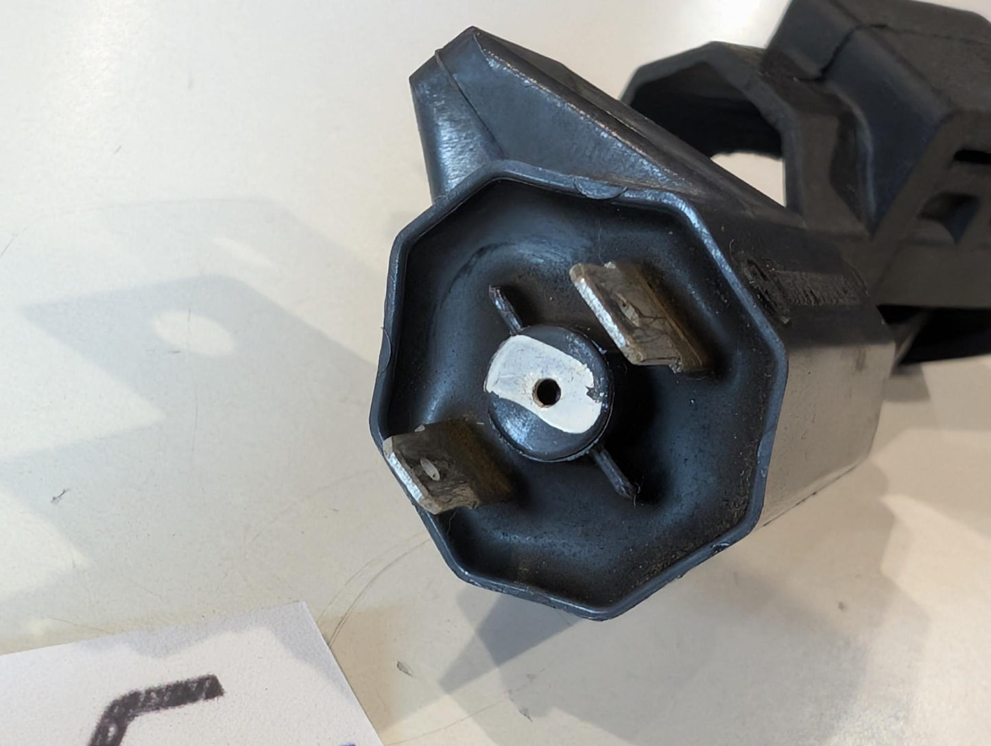 Yamaha XT600Z 3AJ Zündspule 1VJ-82310-50 mit Gummihalter 1VJ-82317-00 und NGK Zündstecker gebraucht