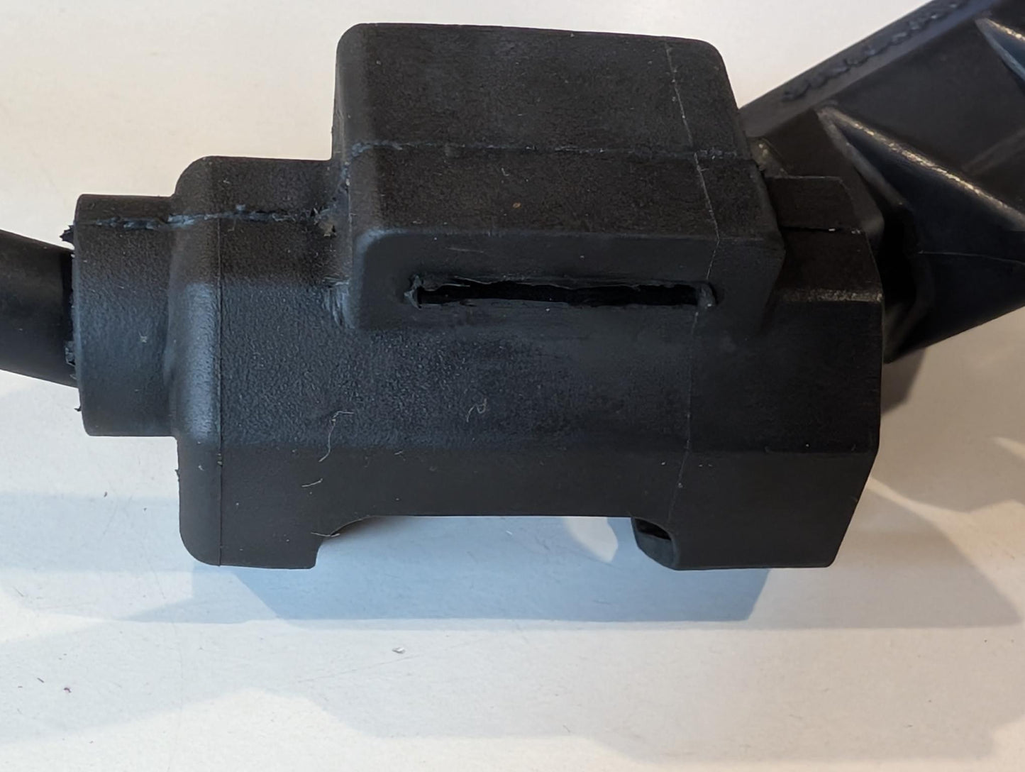 Yamaha XT600Z 3AJ Zündspule 1VJ-82310-50 mit Gummihalter 1VJ-82317-00 und NGK Zündstecker gebraucht