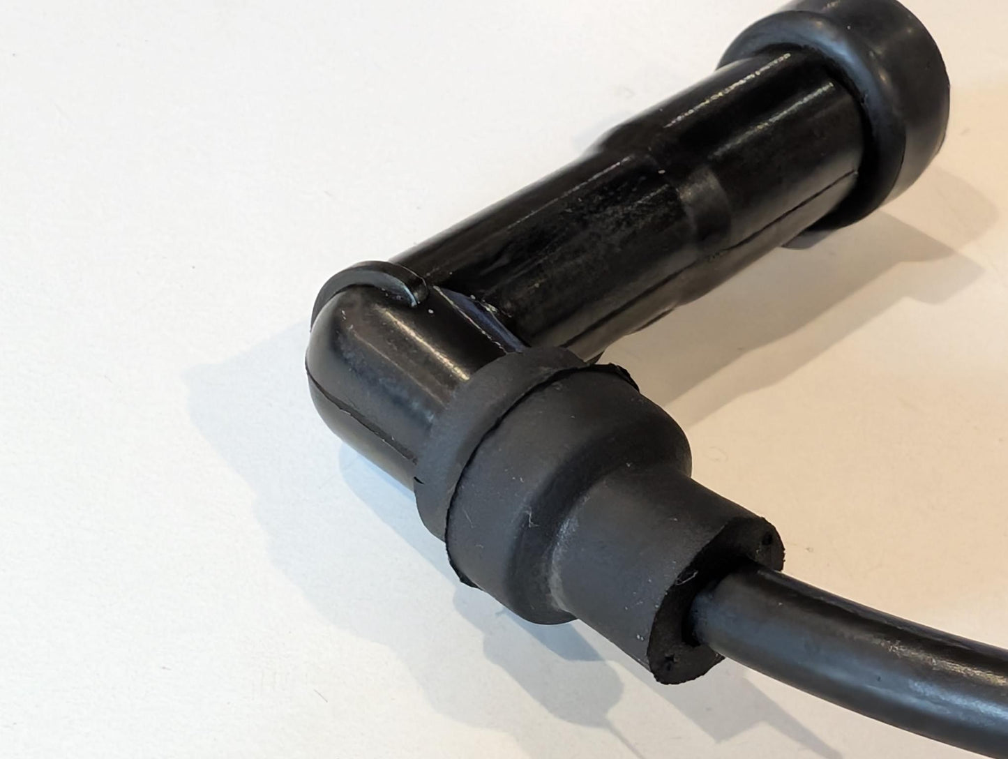 Yamaha XT600Z 3AJ Zündspule 1VJ-82310-50 mit Gummihalter 1VJ-82317-00 und NGK Zündstecker gebraucht