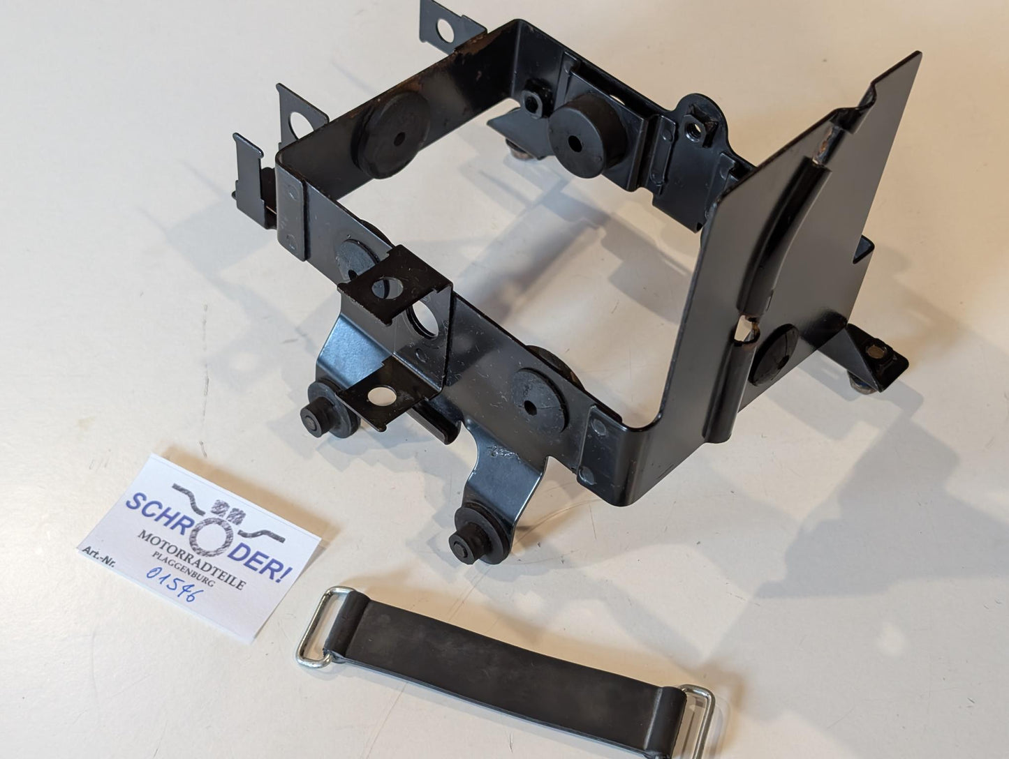 Yamaha XT600Z 3AJ Batteriehalter Batteriekasten 1VJ-2177G-00 Halterung Gleichrichter mit Gummiband gebraucht