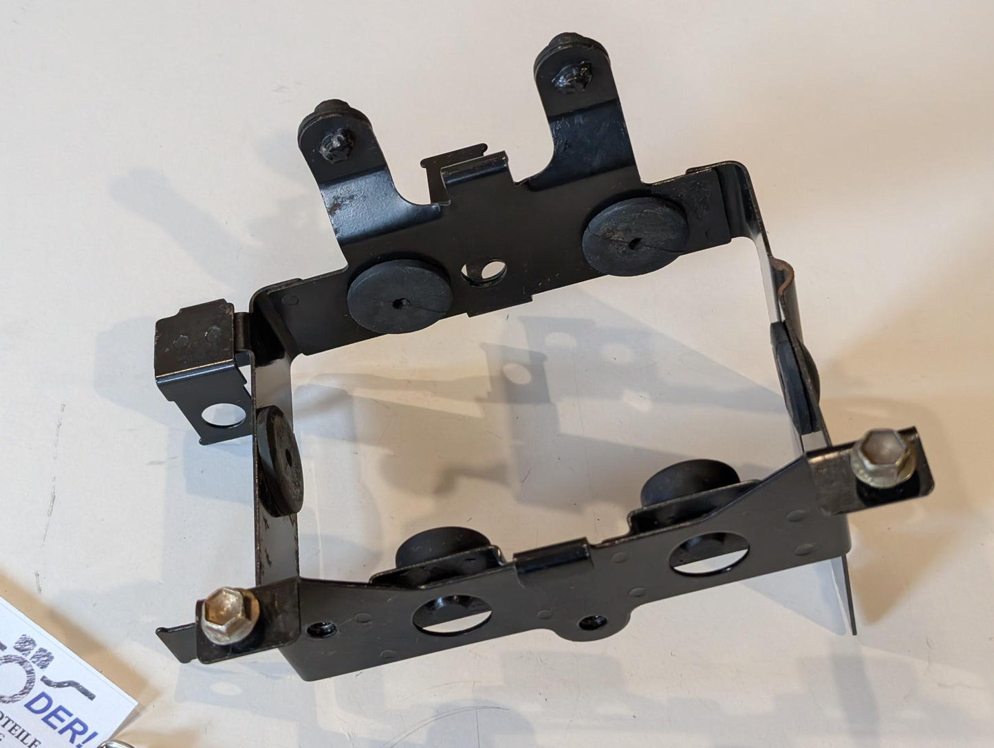 Yamaha XT600Z 3AJ Batteriehalter Batteriekasten 1VJ-2177G-00 Halterung Gleichrichter mit Gummiband gebraucht