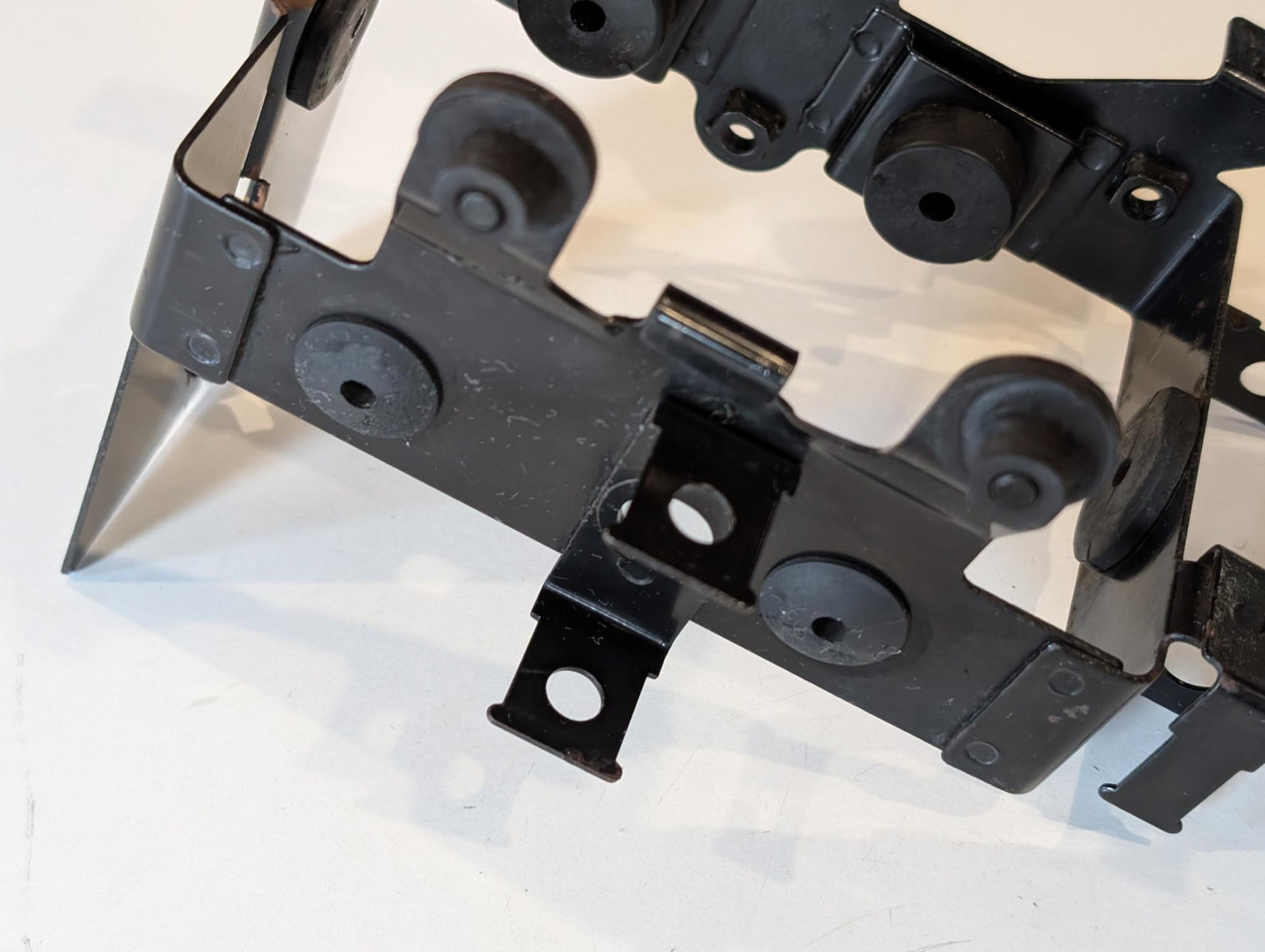 Yamaha XT600Z 3AJ Batteriehalter Batteriekasten 1VJ-2177G-00 Halterung Gleichrichter mit Gummiband gebraucht