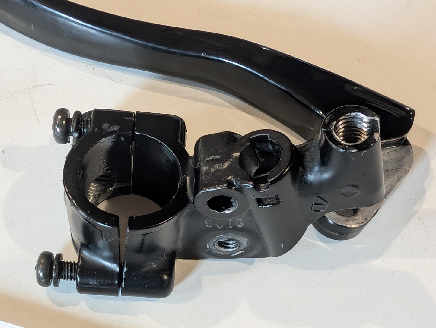 Yamaha XT600Z 3AJ Halter Kupplungshebel 1LN-82911-00 90109-06798 Spiegelhalter links gebraucht