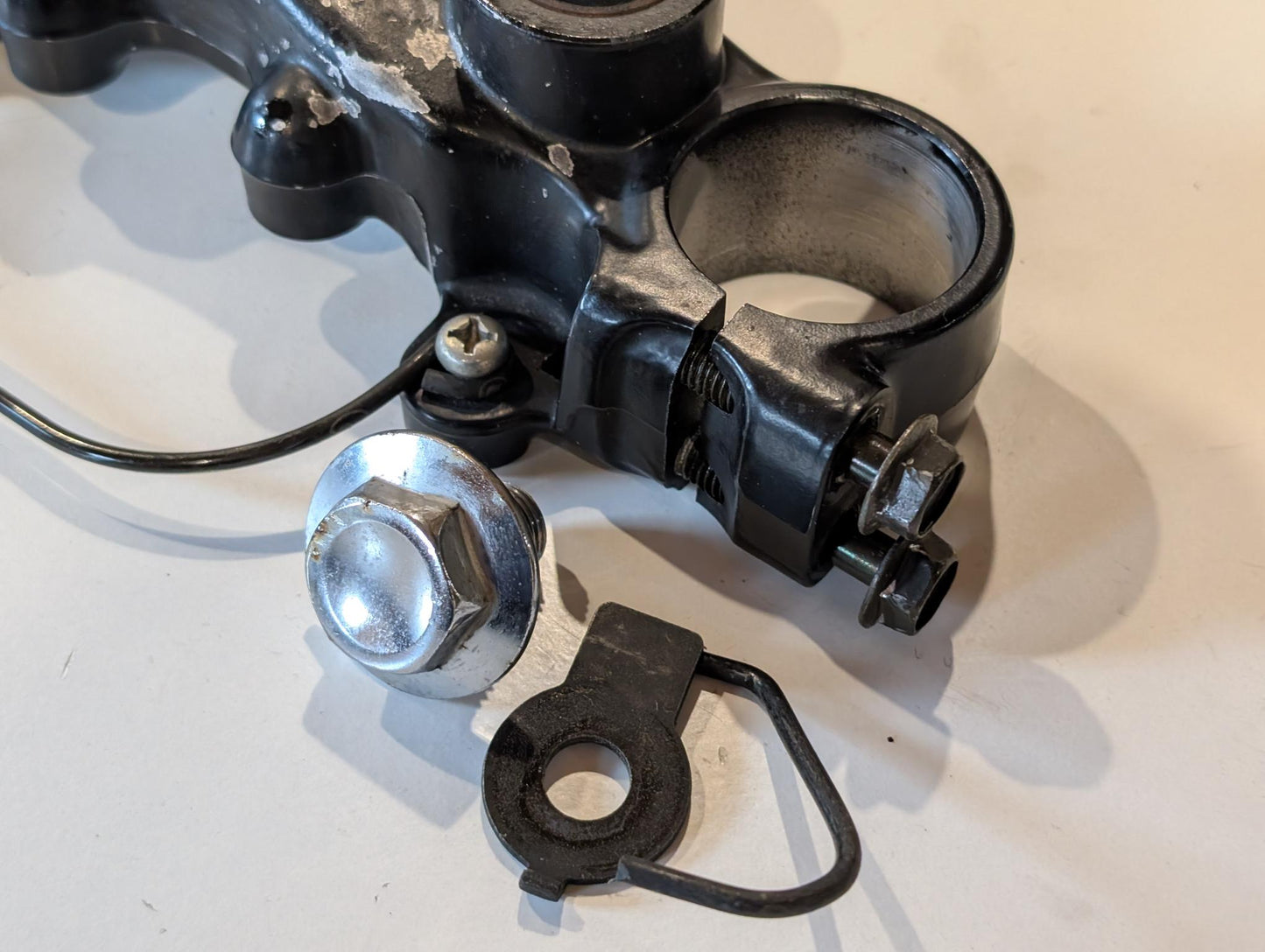 Yamaha XT600Z 3AJ Gabelkrone Lenkerkrone 34L-23435-00 Gabelbrücke Oberteil mit Schraube gebraucht