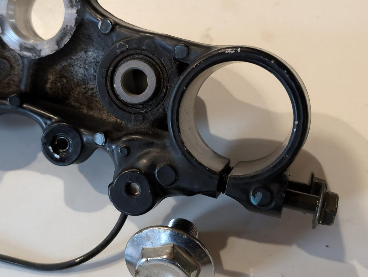 Yamaha XT600Z 3AJ Gabelkrone Lenkerkrone 34L-23435-00 Gabelbrücke Oberteil mit Schraube gebraucht