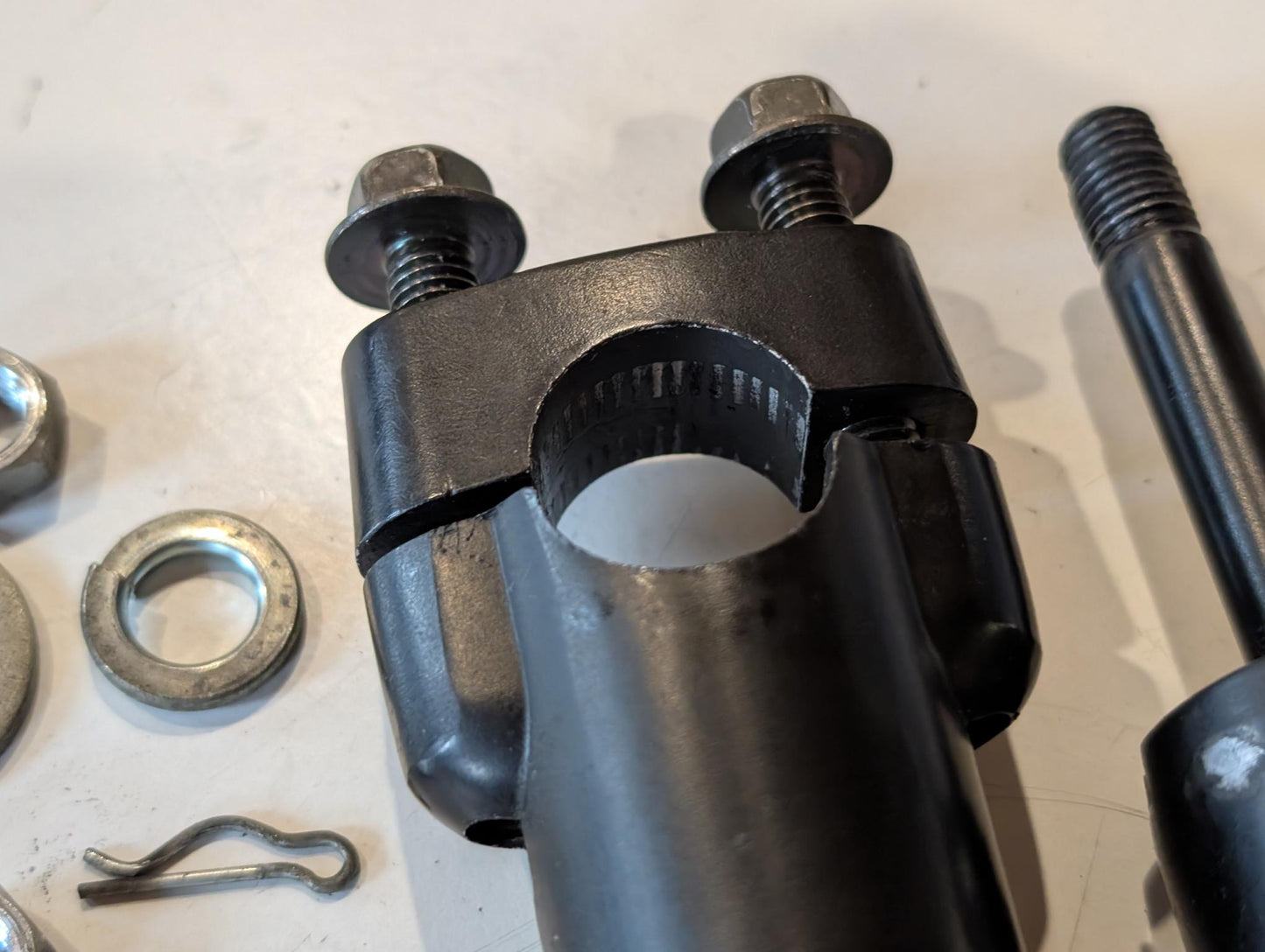 Yamaha XT600Z 3AJ Lenkerhalter 3AJ-23442-00 Klemmen 1E6-23441-00 und Schrauben gebraucht