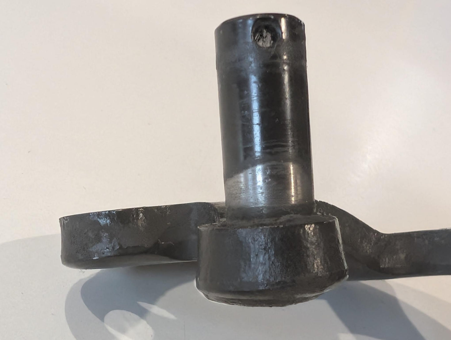Yamaha XT600Z 3AJ Fussrastenhalter Halter Bremshebel vorne rechts 2KF-27442-00 mit Schauben gebraucht