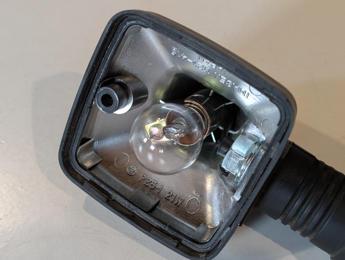 Yamaha XT600Z 3AJ Blinker hinten rechts 2KF-83340-10 gebraucht