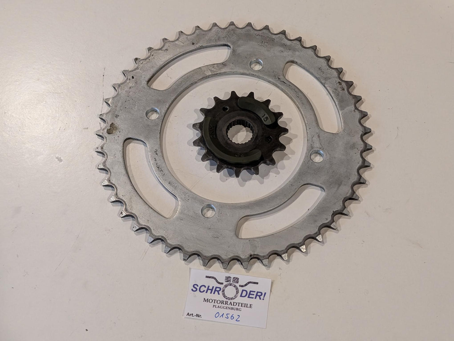 Yamaha XT600Z 3AJ XT600Z 3AJ Kettenritzel 2NX 15 Zähne und Zahnrad hinten Sunstar 45 Zähne gebraucht