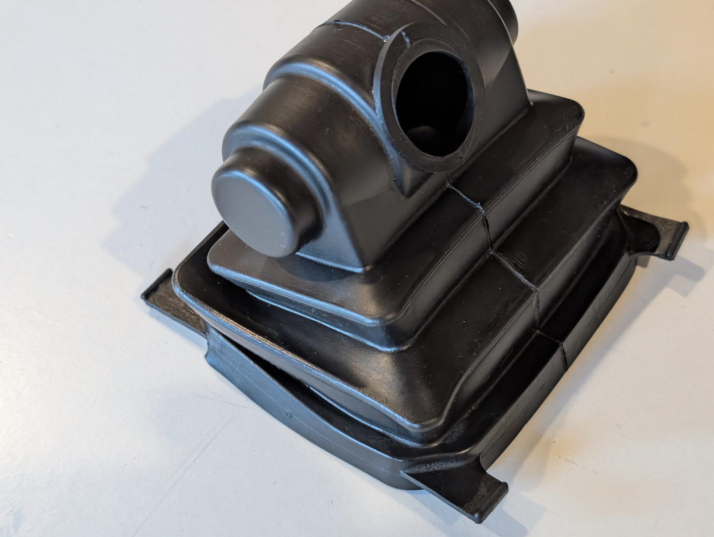 Yamaha XT600Z 3AJ Staubmanschette Staubdeckel 34L-22189-00 Gummimanschette Federbein Schwinge Hinterrad gebraucht