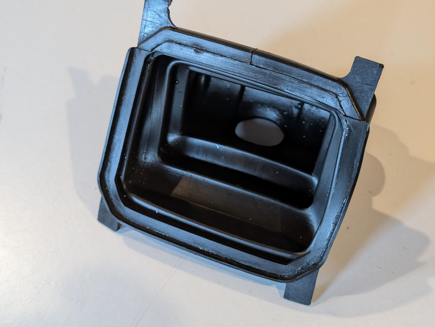 Yamaha XT600Z 3AJ Staubmanschette Staubdeckel 34L-22189-00 Gummimanschette Federbein Schwinge Hinterrad gebraucht