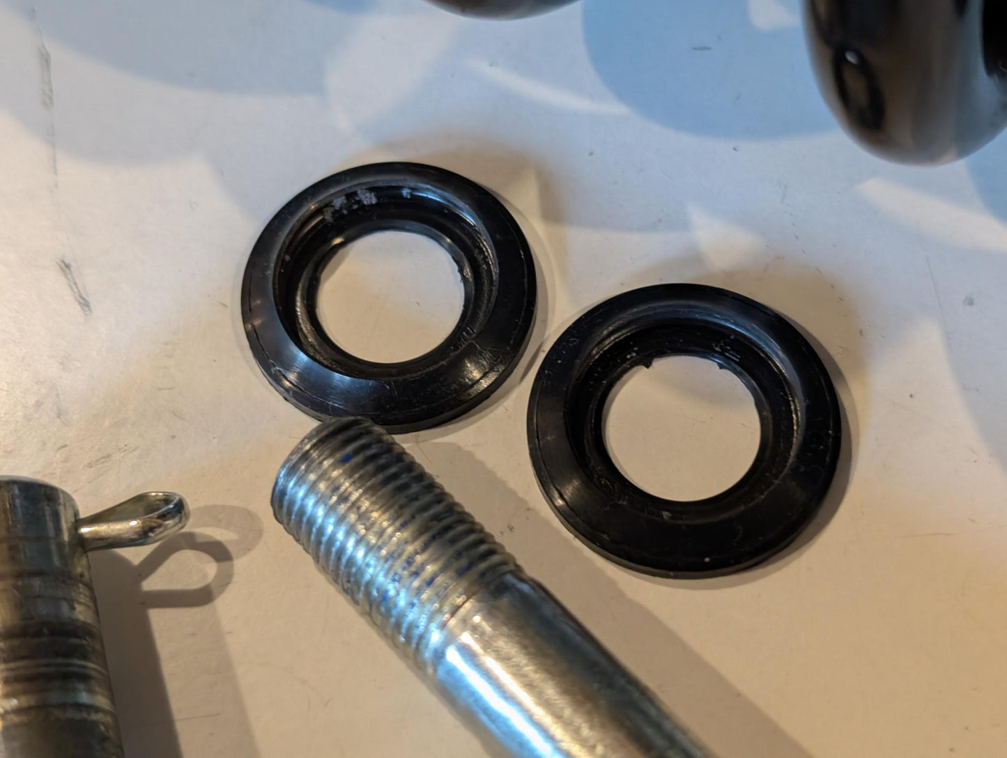 Yamaha XT600Z 3AJ Federbein hinten 3AJ-22210-00 Stoßdämpfer Bolzen oben 90240-14106 Schraube unten 90101-12498 gebraucht