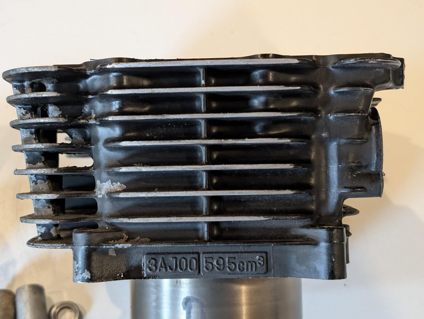Yamaha XT600Z 3AJ Zylinder 3AJ-11310-00 mit Kolben Bolzen Schrauben gebraucht