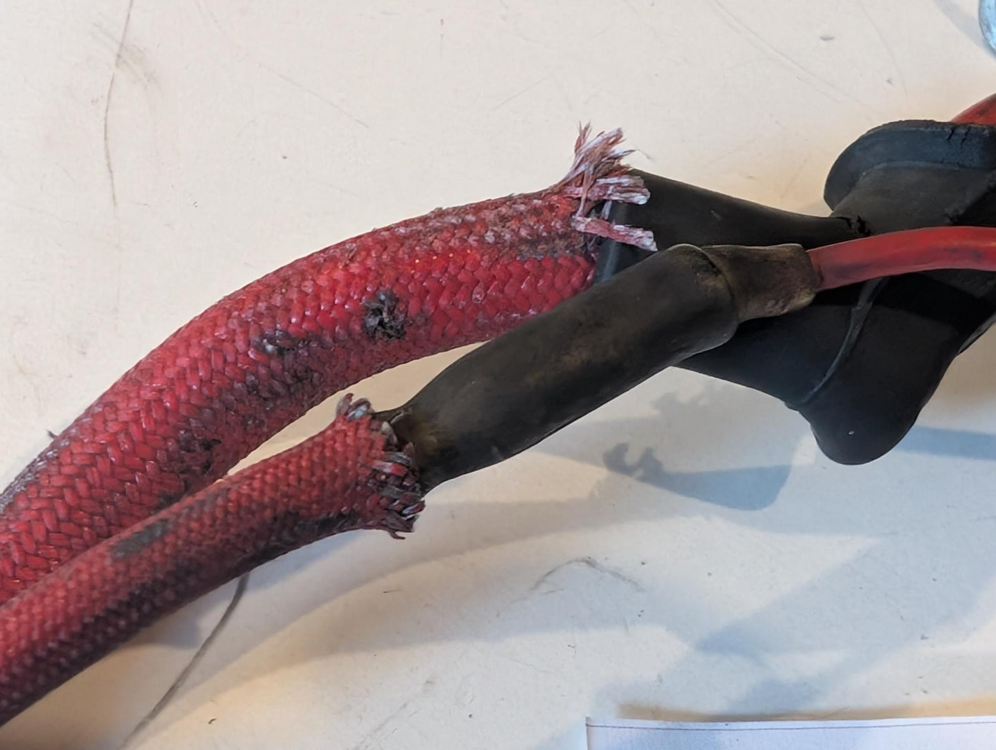 Yamaha XT600Z 1VJ Anlasserkabel Batteriekabel Pluskabel Rotes positives Kabel 1VJ-82115-00 mit Sicherung, gebraucht