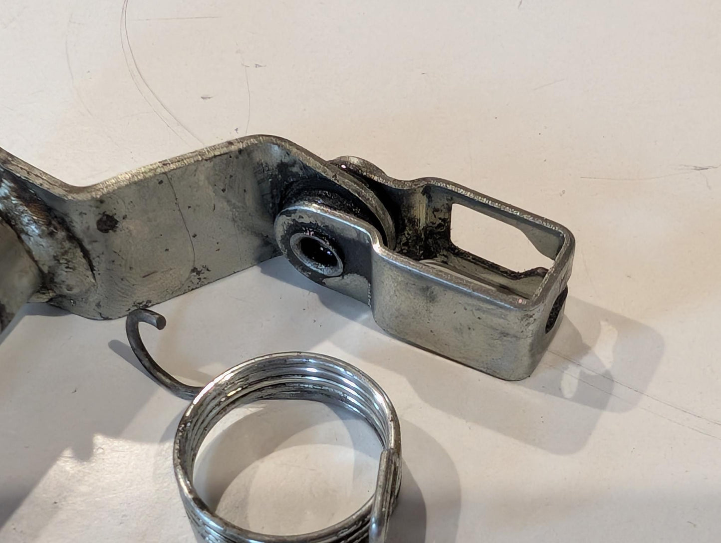 Yamaha XT600Z 1VJ 3AJ 3TB Ausrückhebel Ausrücker Schubhebeleinheit 1VJ-16380-01 mit Arretierschraube 90149-08067, gebraucht
