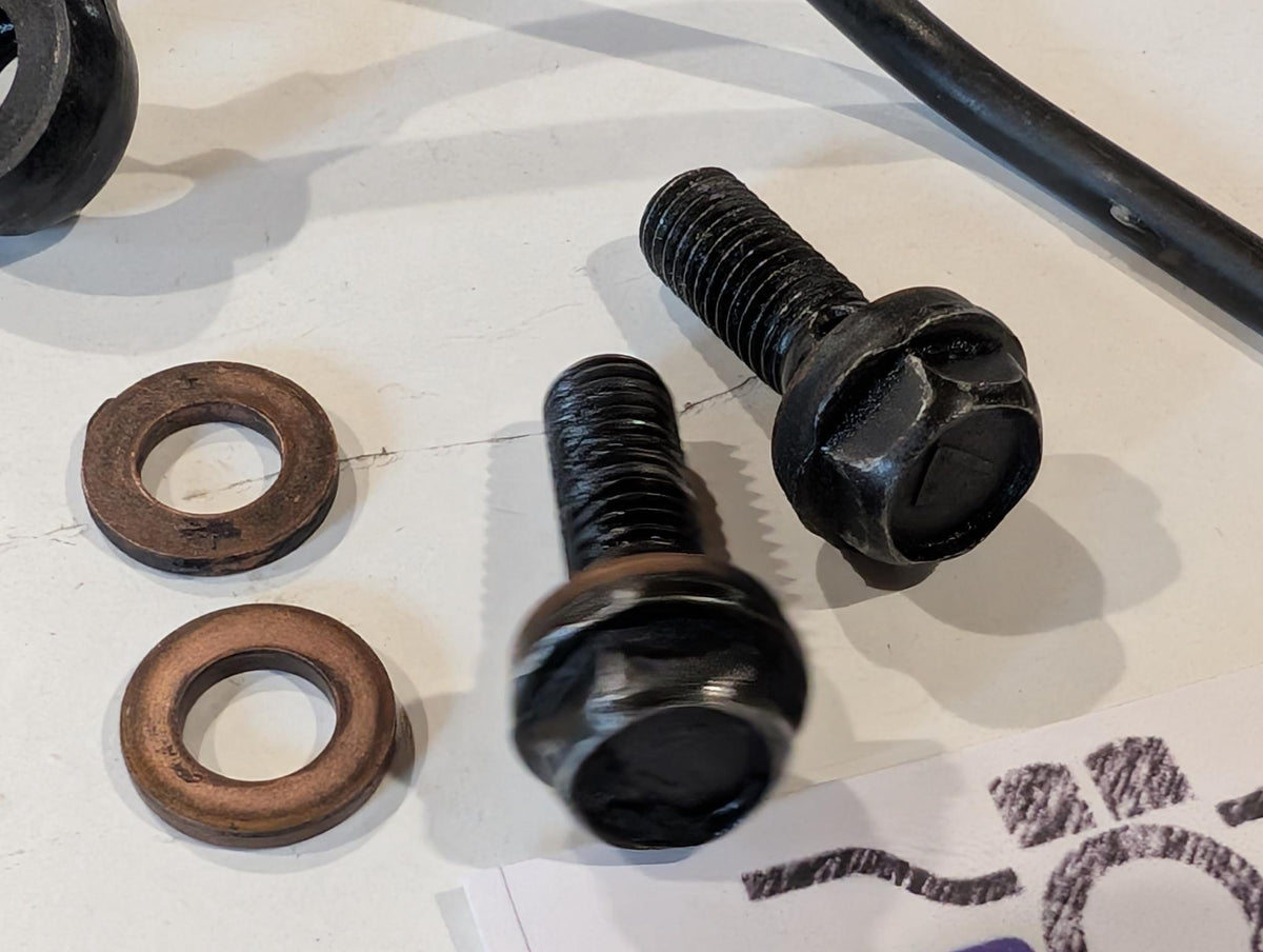 Yamaha XT600Z 3AJ 3TB Ölleitung Förderleitung Getriebe 3AJ-13161-00 mit Schrauben, gebraucht