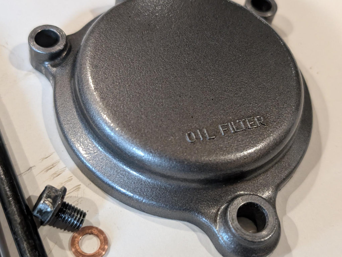 Yamaha XT600Z 1VJ 3AJ 3TB Ölfilterdeckel 2WK-13447-00 mit Schrauben 90109-06419, gebraucht