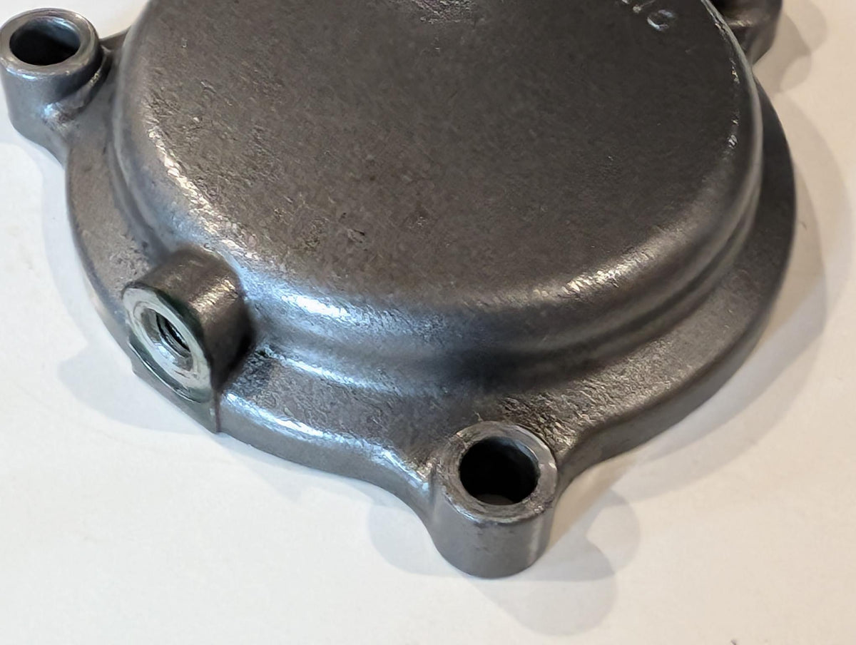 Yamaha XT600Z 1VJ 3AJ 3TB Ölfilterdeckel 2WK-13447-00 mit Schrauben 90109-06419, gebraucht
