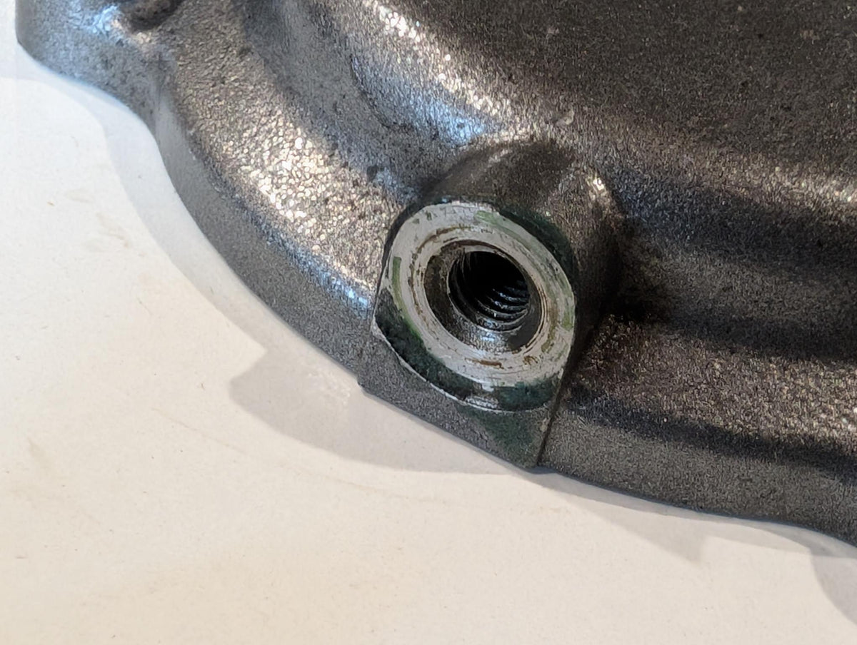 Yamaha XT600Z 1VJ 3AJ 3TB Ölfilterdeckel 2WK-13447-00 mit Schrauben 90109-06419, gebraucht