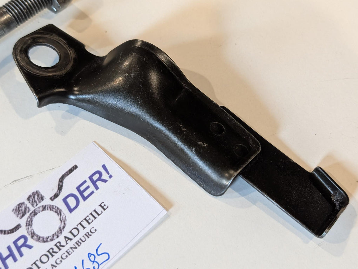 Yamaha XT600Z 1VJ 3AJ 3TB Schlauchschutz Schutzplatte 34L-2176E-01 Schlauchhalter Ölschlauch Motorhalter Schraube 95811-10100, gebraucht