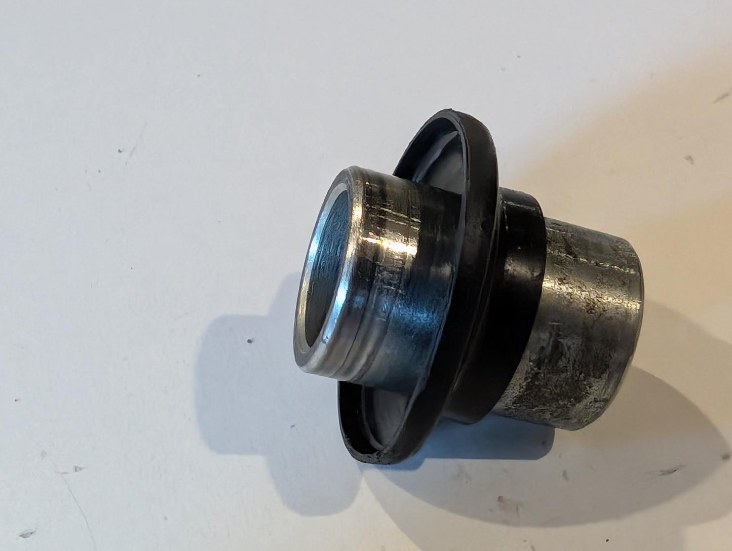 Yamaha XT600Z 1VJ 3AJ Distanzhülse 90387-152J3 Vorderradachse mit Staubdeckel 322-25118-00, gebraucht