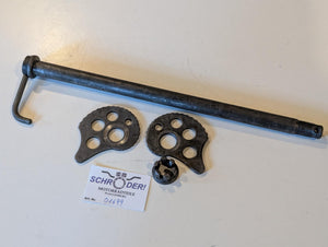 Yamaha XT600Z 1VJ Hinterradachse 1VJ-25381-00 mit Spannern 3Y1-25388-01 3Y1-25389-00 und Mutter, gebraucht