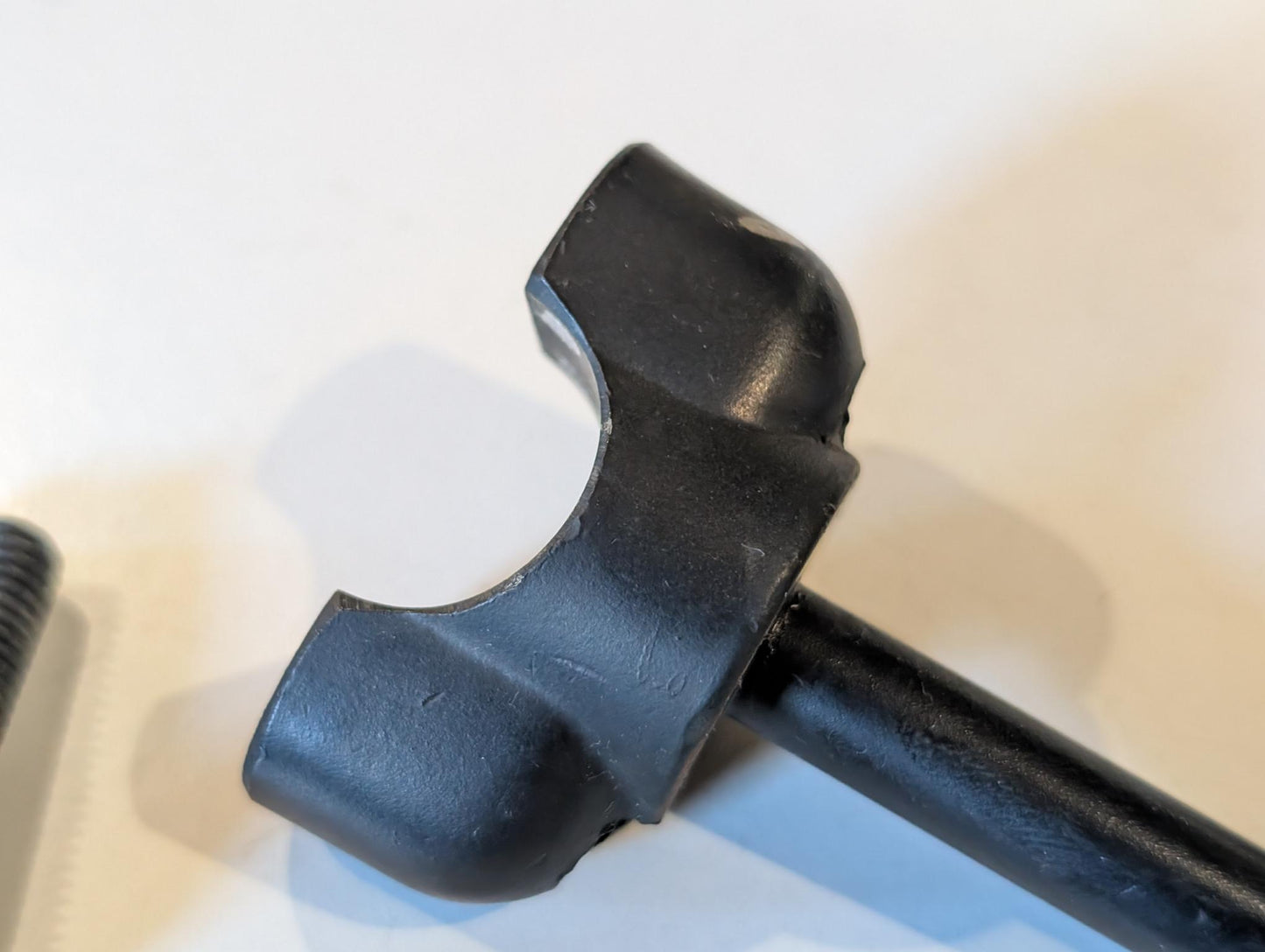 Yamaha XT600Z 1VJ Lenkerhalter 3Y6-23442-00 Klemmen 1E6-23441-00 und Schrauben, gebraucht